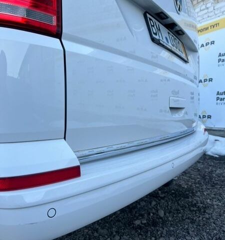 Білий Фольксваген Мультиван, об'ємом двигуна 0 л та пробігом 200 тис. км за 35800 $, фото 10 на Automoto.ua