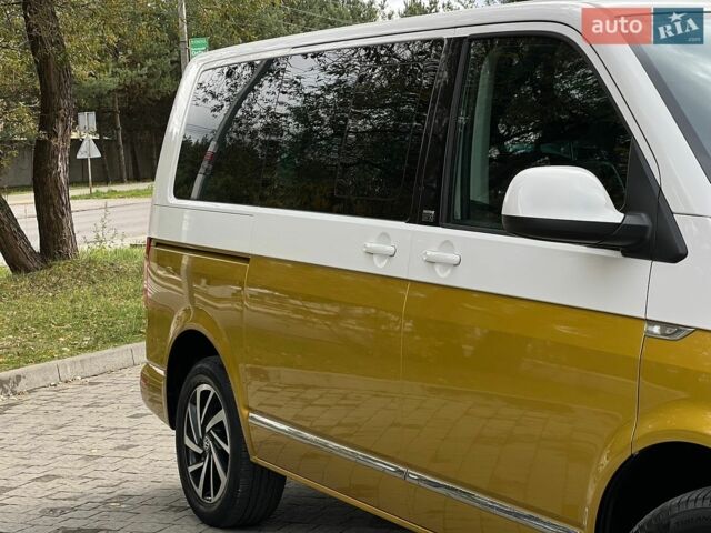 Білий Фольксваген Мультиван, об'ємом двигуна 2 л та пробігом 150 тис. км за 42999 $, фото 11 на Automoto.ua
