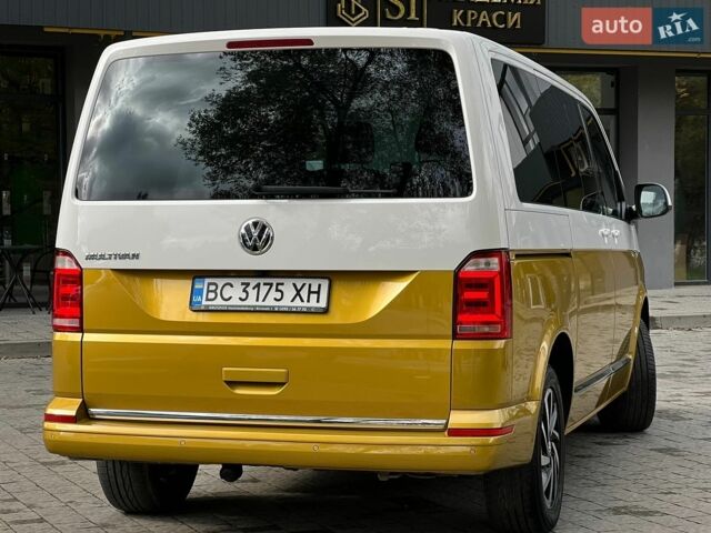 Білий Фольксваген Мультиван, об'ємом двигуна 2 л та пробігом 150 тис. км за 42999 $, фото 12 на Automoto.ua