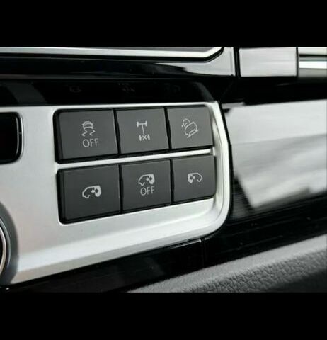 Белый Фольксваген Мультиван, объемом двигателя 2 л и пробегом 200 тыс. км за 43000 $, фото 20 на Automoto.ua