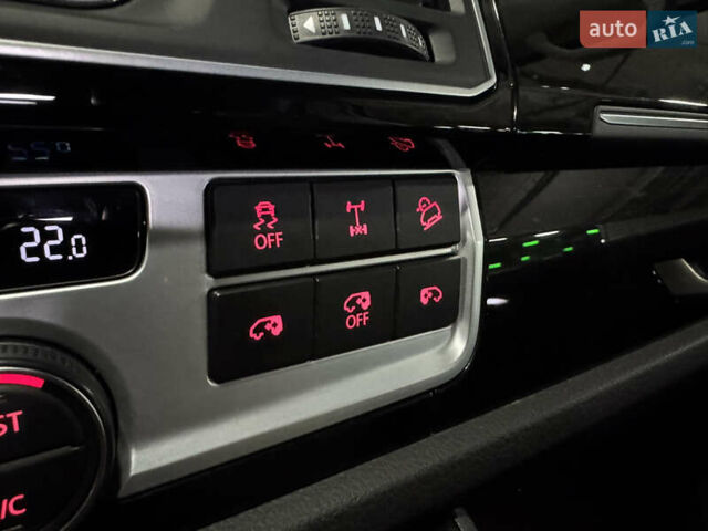 Белый Фольксваген Мультиван, объемом двигателя 2 л и пробегом 204 тыс. км за 42700 $, фото 27 на Automoto.ua