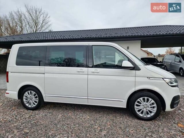 Білий Фольксваген Мультиван, об'ємом двигуна 1.97 л та пробігом 228 тис. км за 40900 $, фото 2 на Automoto.ua