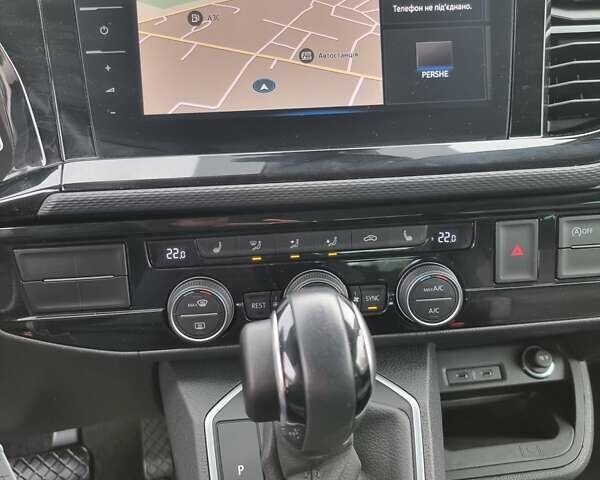 Білий Фольксваген Мультиван, об'ємом двигуна 1.97 л та пробігом 228 тис. км за 40900 $, фото 42 на Automoto.ua