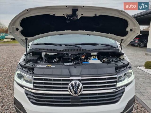 Білий Фольксваген Мультиван, об'ємом двигуна 1.97 л та пробігом 228 тис. км за 40900 $, фото 17 на Automoto.ua