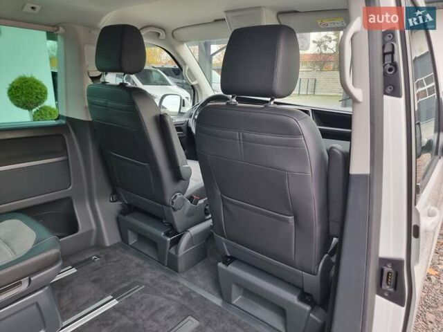 Білий Фольксваген Мультиван, об'ємом двигуна 1.97 л та пробігом 228 тис. км за 40900 $, фото 32 на Automoto.ua