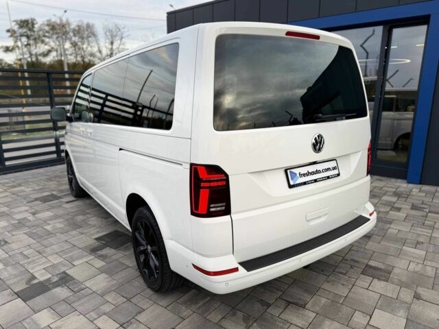 Белый Фольксваген Мультиван, объемом двигателя 2 л и пробегом 115 тыс. км за 65900 $, фото 10 на Automoto.ua