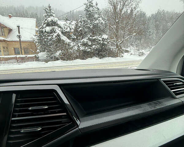 Белый Фольксваген Мультиван, объемом двигателя 1.97 л и пробегом 212 тыс. км за 44988 $, фото 25 на Automoto.ua