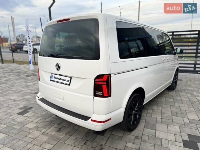 Білий Фольксваген Мультиван, об'ємом двигуна 2 л та пробігом 116 тис. км за 65900 $, фото 12 на Automoto.ua