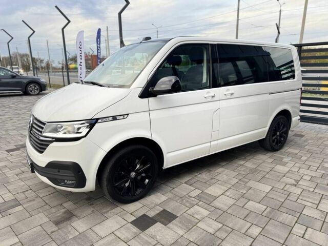 Белый Фольксваген Мультиван, объемом двигателя 2 л и пробегом 115 тыс. км за 65900 $, фото 8 на Automoto.ua