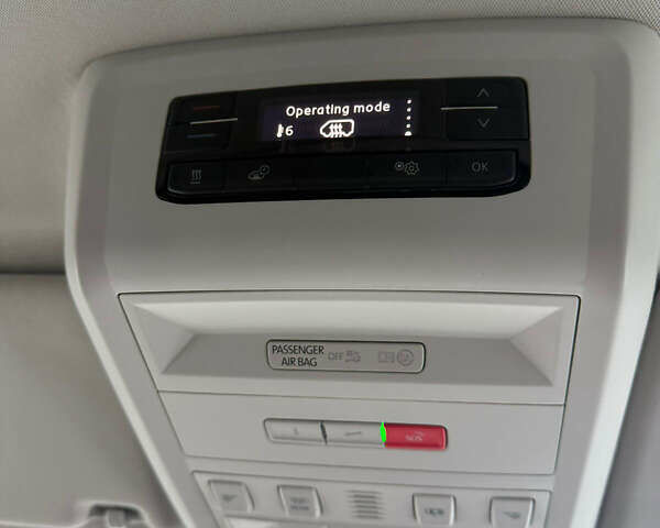 Белый Фольксваген Мультиван, объемом двигателя 1.97 л и пробегом 212 тыс. км за 44988 $, фото 26 на Automoto.ua