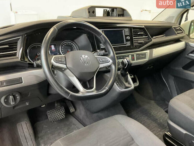 Белый Фольксваген Мультиван, объемом двигателя 1.97 л и пробегом 202 тыс. км за 34990 $, фото 6 на Automoto.ua