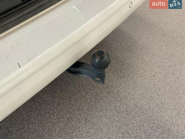 Белый Фольксваген Мультиван, объемом двигателя 1.97 л и пробегом 202 тыс. км за 34990 $, фото 11 на Automoto.ua