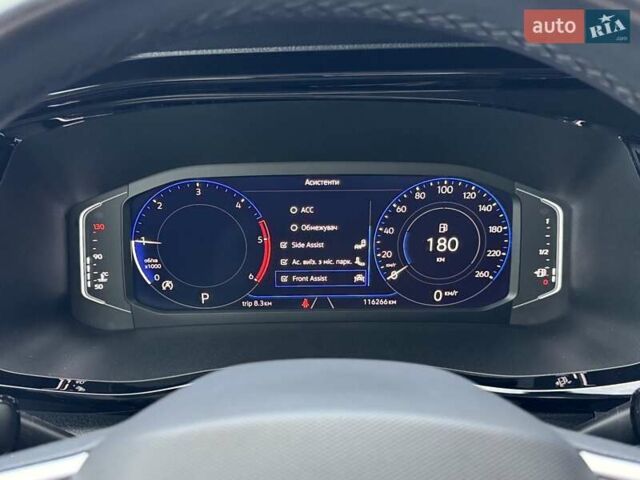 Білий Фольксваген Мультиван, об'ємом двигуна 2 л та пробігом 116 тис. км за 65900 $, фото 17 на Automoto.ua