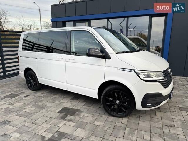 Білий Фольксваген Мультиван, об'ємом двигуна 2 л та пробігом 116 тис. км за 65900 $, фото 7 на Automoto.ua