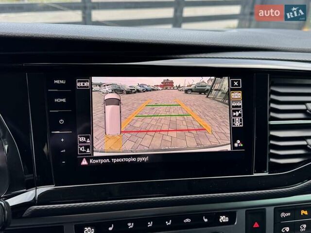 Білий Фольксваген Мультиван, об'ємом двигуна 2 л та пробігом 116 тис. км за 65900 $, фото 19 на Automoto.ua