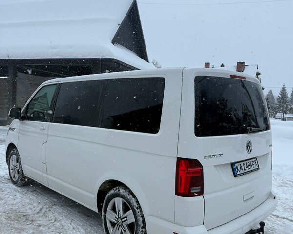 Белый Фольксваген Мультиван, объемом двигателя 1.97 л и пробегом 212 тыс. км за 44988 $, фото 16 на Automoto.ua