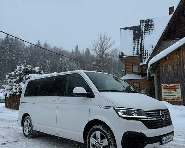 Белый Фольксваген Мультиван, объемом двигателя 1.97 л и пробегом 212 тыс. км за 44988 $, фото 5 на Automoto.ua