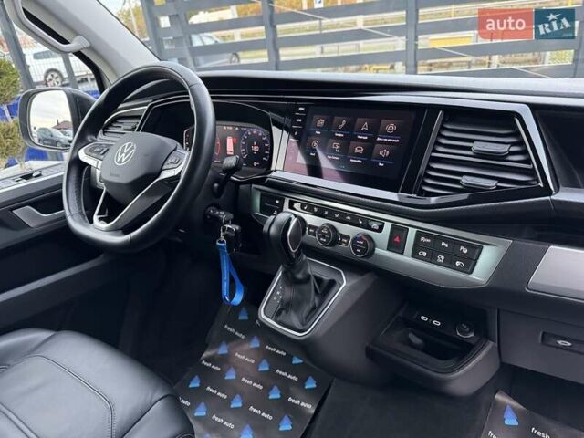 Білий Фольксваген Мультиван, об'ємом двигуна 2 л та пробігом 116 тис. км за 65900 $, фото 36 на Automoto.ua