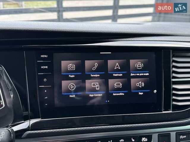 Білий Фольксваген Мультиван, об'ємом двигуна 2 л та пробігом 116 тис. км за 65900 $, фото 21 на Automoto.ua