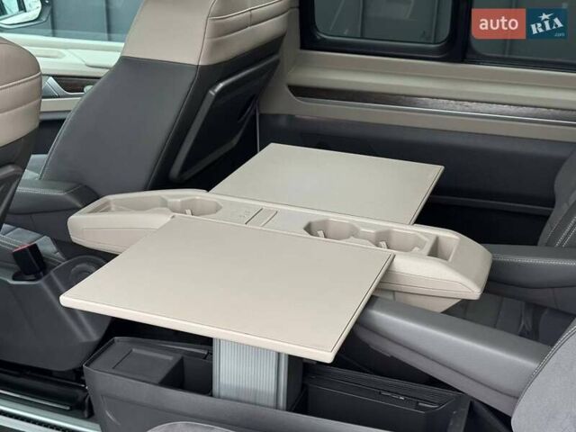 Белый Фольксваген Мультиван, объемом двигателя 2 л и пробегом 97 тыс. км за 67900 $, фото 30 на Automoto.ua