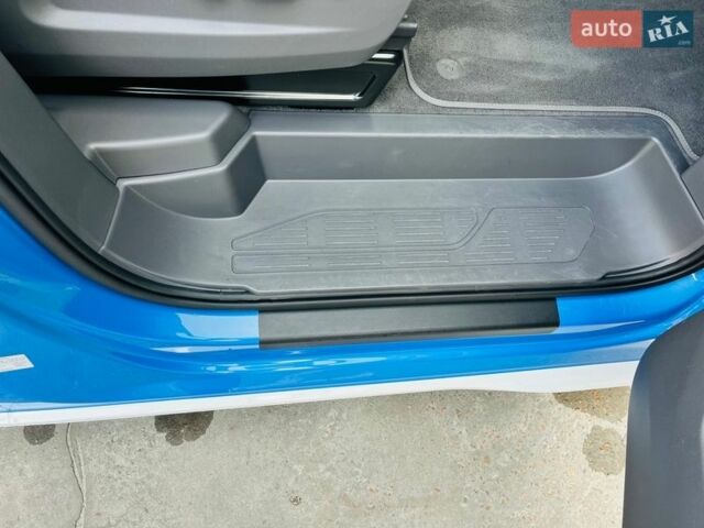 Білий Фольксваген Мультиван, об'ємом двигуна 1.98 л та пробігом 11 тис. км за 92000 $, фото 55 на Automoto.ua