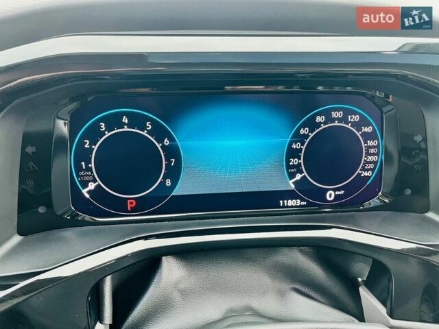 Білий Фольксваген Мультиван, об'ємом двигуна 1.98 л та пробігом 11 тис. км за 92000 $, фото 23 на Automoto.ua