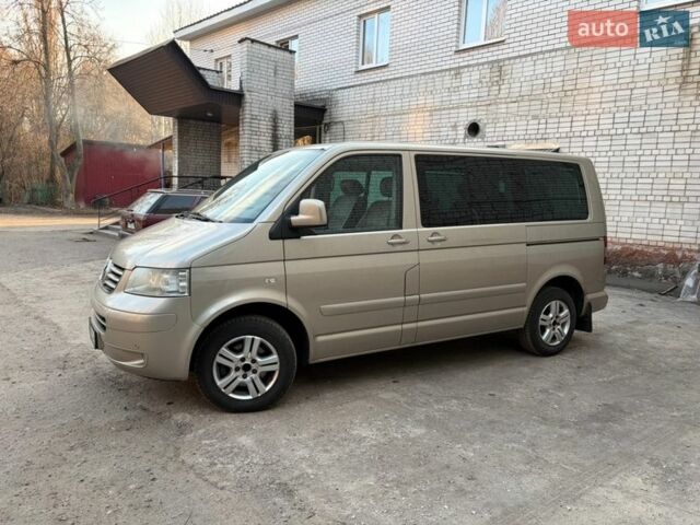 Бежевий Фольксваген Мультиван, об'ємом двигуна 2.46 л та пробігом 361 тис. км за 14300 $, фото 2 на Automoto.ua