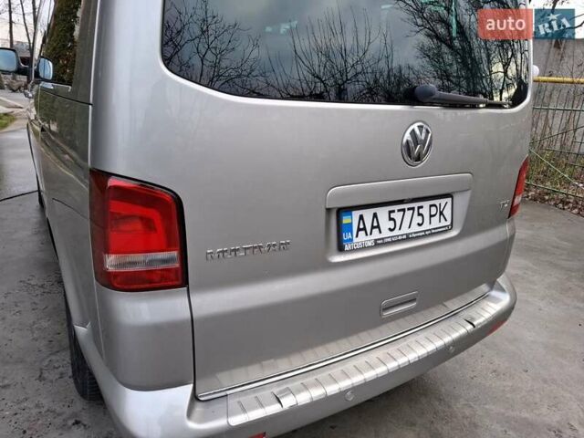 Бежевый Фольксваген Мультиван, объемом двигателя 2 л и пробегом 307 тыс. км за 19000 $, фото 7 на Automoto.ua