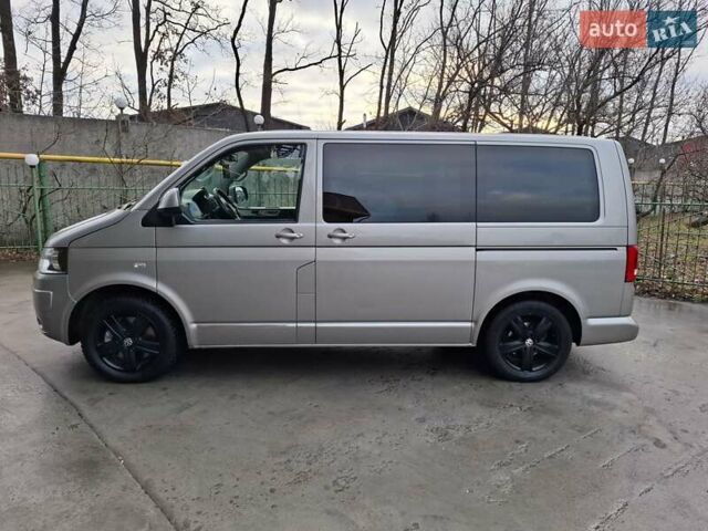 Бежевый Фольксваген Мультиван, объемом двигателя 2 л и пробегом 307 тыс. км за 19000 $, фото 10 на Automoto.ua