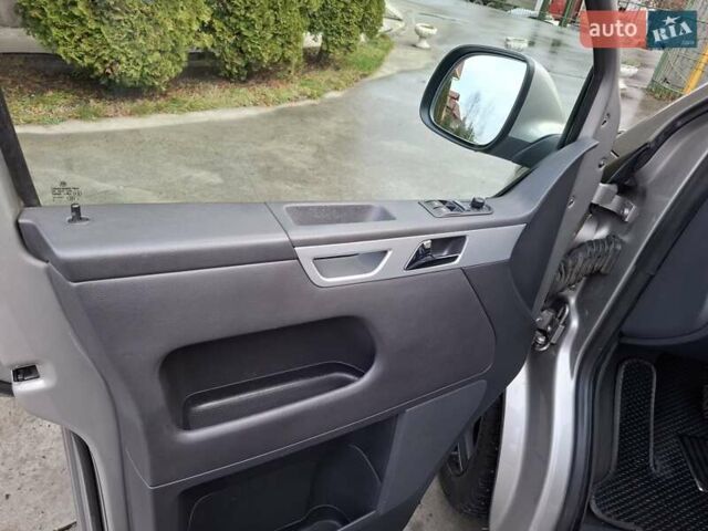 Бежевий Фольксваген Мультиван, об'ємом двигуна 2 л та пробігом 307 тис. км за 19500 $, фото 10 на Automoto.ua