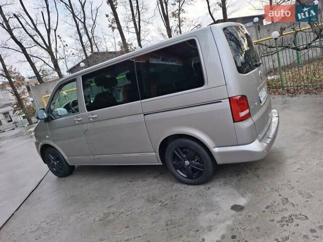 Бежевый Фольксваген Мультиван, объемом двигателя 2 л и пробегом 307 тыс. км за 19000 $, фото 9 на Automoto.ua
