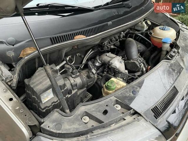 Бежевий Фольксваген Мультиван, об'ємом двигуна 1.98 л та пробігом 206 тис. км за 28500 $, фото 57 на Automoto.ua