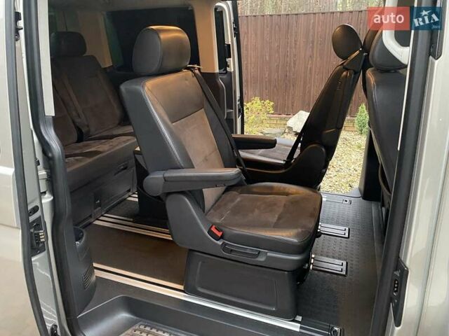 Бежевий Фольксваген Мультиван, об'ємом двигуна 1.98 л та пробігом 206 тис. км за 28500 $, фото 44 на Automoto.ua