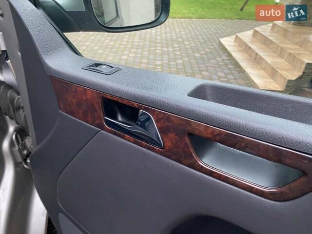 Бежевий Фольксваген Мультиван, об'ємом двигуна 1.98 л та пробігом 206 тис. км за 28500 $, фото 26 на Automoto.ua