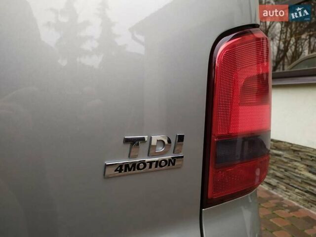 Бежевий Фольксваген Мультиван, об'ємом двигуна 1.98 л та пробігом 206 тис. км за 28500 $, фото 75 на Automoto.ua