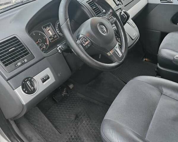 Бежевый Фольксваген Мультиван, объемом двигателя 1.97 л и пробегом 253 тыс. км за 23200 $, фото 22 на Automoto.ua