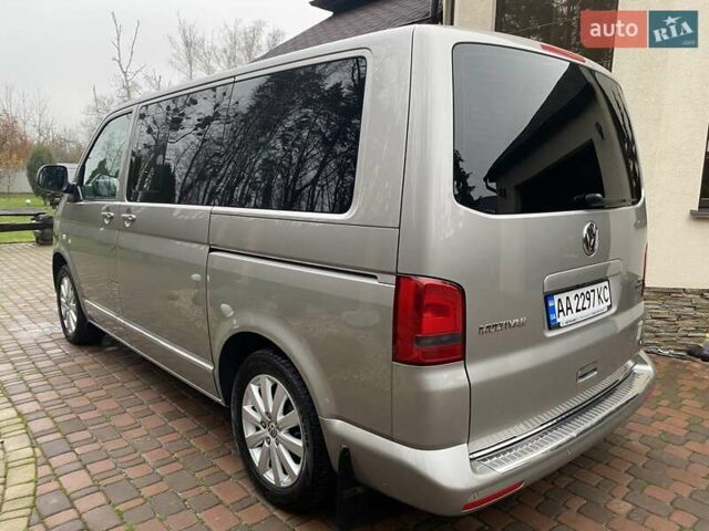 Бежевий Фольксваген Мультиван, об'ємом двигуна 1.98 л та пробігом 206 тис. км за 28500 $, фото 7 на Automoto.ua