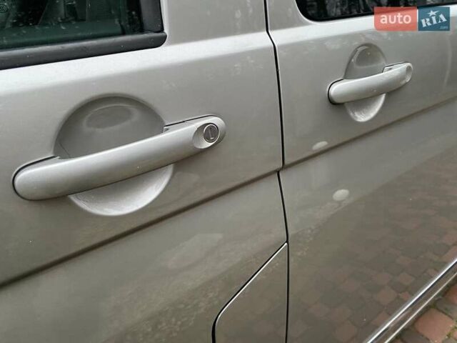 Бежевий Фольксваген Мультиван, об'ємом двигуна 1.98 л та пробігом 206 тис. км за 28500 $, фото 61 на Automoto.ua