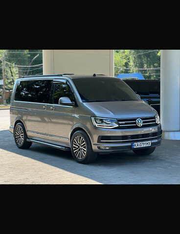 Бежевый Фольксваген Мультиван, объемом двигателя 1.97 л и пробегом 193 тыс. км за 52000 $, фото 40 на Automoto.ua