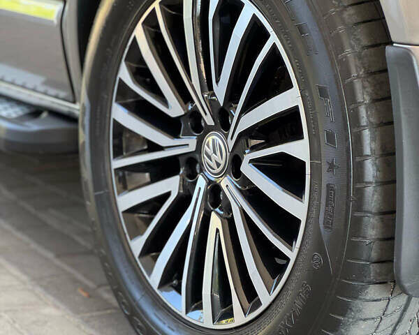 Бежевый Фольксваген Мультиван, объемом двигателя 1.97 л и пробегом 193 тыс. км за 52000 $, фото 9 на Automoto.ua