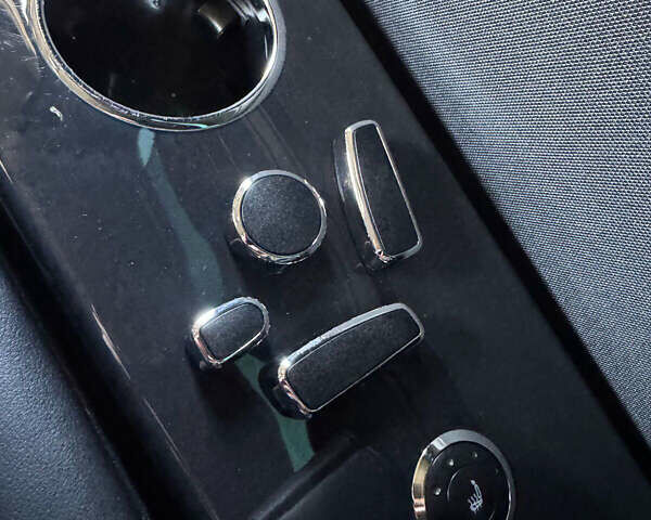 Бежевый Фольксваген Мультиван, объемом двигателя 1.97 л и пробегом 193 тыс. км за 52000 $, фото 28 на Automoto.ua