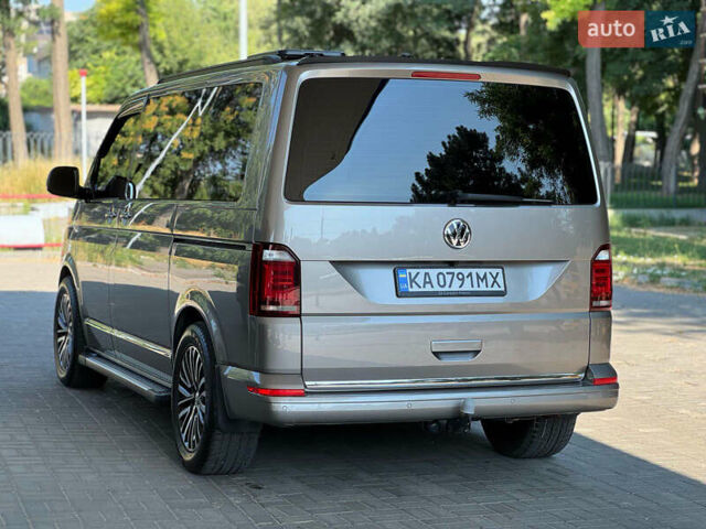 Бежевый Фольксваген Мультиван, объемом двигателя 1.97 л и пробегом 193 тыс. км за 52000 $, фото 5 на Automoto.ua