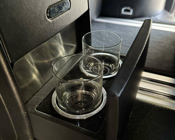 Бежевый Фольксваген Мультиван, объемом двигателя 1.97 л и пробегом 193 тыс. км за 52000 $, фото 36 на Automoto.ua