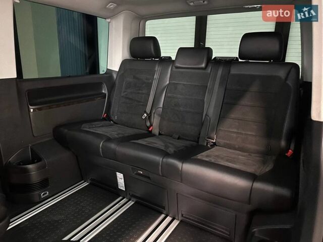 Бежевый Фольксваген Мультиван, объемом двигателя 1.97 л и пробегом 148 тыс. км за 41900 $, фото 25 на Automoto.ua