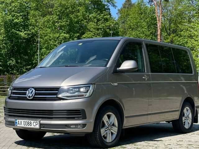 Бежевий Фольксваген Мультиван, об'ємом двигуна 1.97 л та пробігом 170 тис. км за 42600 $, фото 1 на Automoto.ua