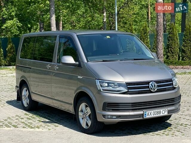 Бежевый Фольксваген Мультиван, объемом двигателя 1.97 л и пробегом 170 тыс. км за 43800 $, фото 3 на Automoto.ua