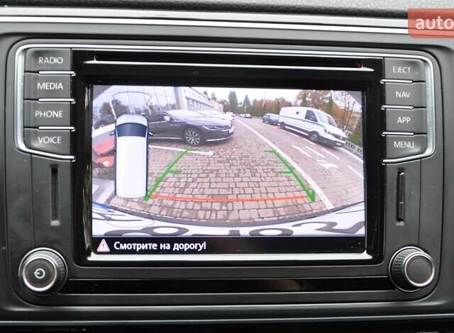 Бежевый Фольксваген Мультиван, объемом двигателя 1.97 л и пробегом 180 тыс. км за 43500 $, фото 44 на Automoto.ua