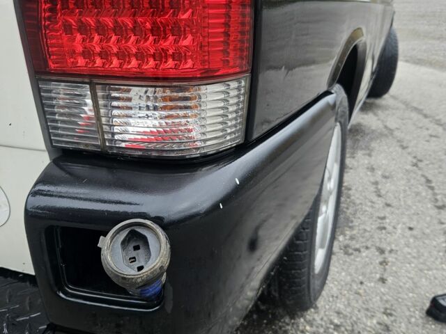 Черный Фольксваген Мультиван, объемом двигателя 2.5 л и пробегом 325 тыс. км за 13838 $, фото 6 на Automoto.ua