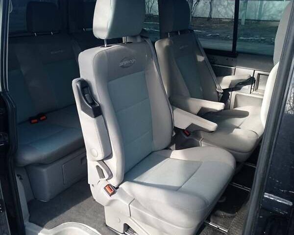 Чорний Фольксваген Мультиван, об'ємом двигуна 2.46 л та пробігом 488 тис. км за 12000 $, фото 6 на Automoto.ua