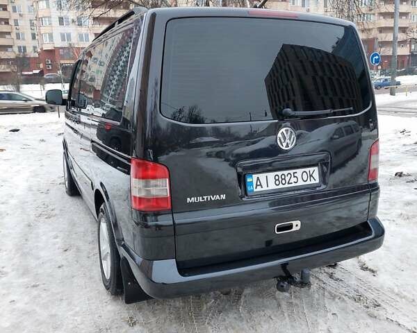 Черный Фольксваген Мультиван, объемом двигателя 2.5 л и пробегом 309 тыс. км за 10000 $, фото 5 на Automoto.ua